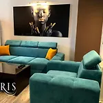Iris *