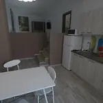 Iris *