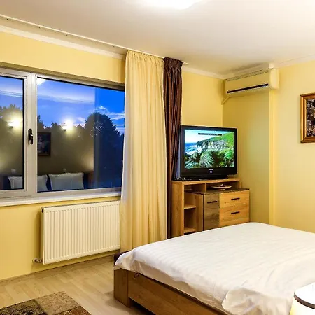 Iris Luxury Apartment Olimp