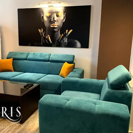Iris *